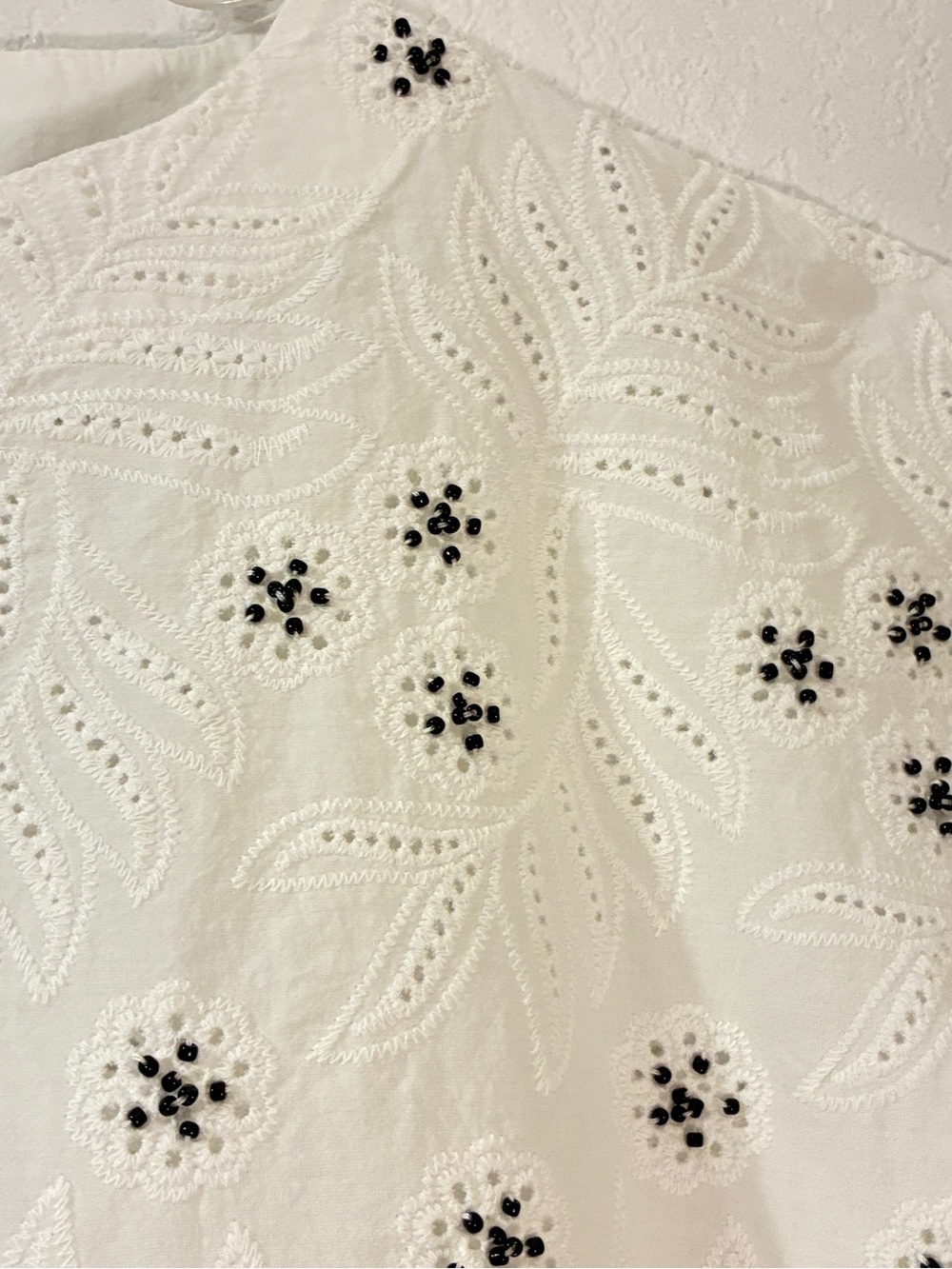 Solitaire White Eyelet Embroidered Short Sleeve Tee - Picture 4 of 7